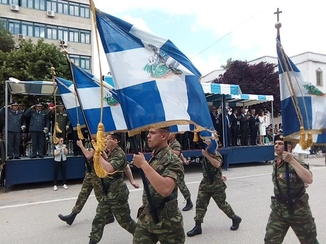 Κομοτηνή: Η παρέλαση για τα 98 χρόνια από την απελευθέρωση και ενσωμάτωση στον εθνικό κορμό (Εικόνες-Βίντεο)